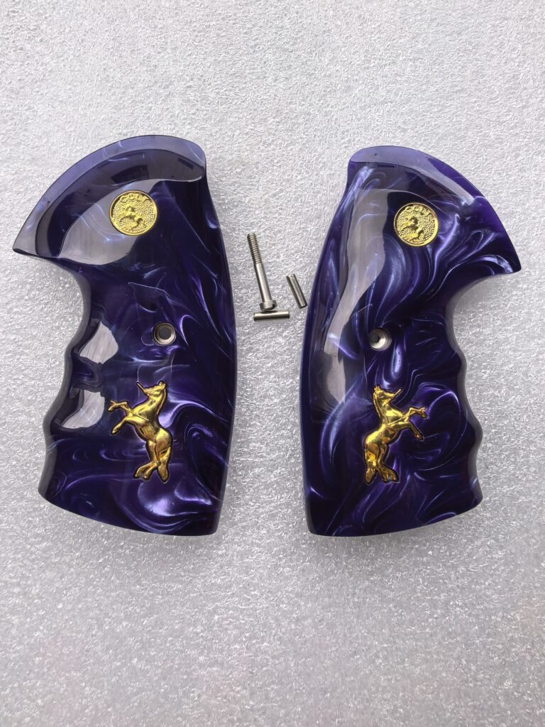 Resin grips–Colt